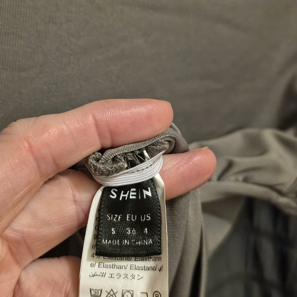 SHEIN Taupe Short Sleeve Top - Picture 3 of 4